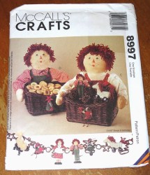 8997 RAGGEDY ANN ANDY XMAS ORNAMENTS, BASKET, STOCKING PATTERN